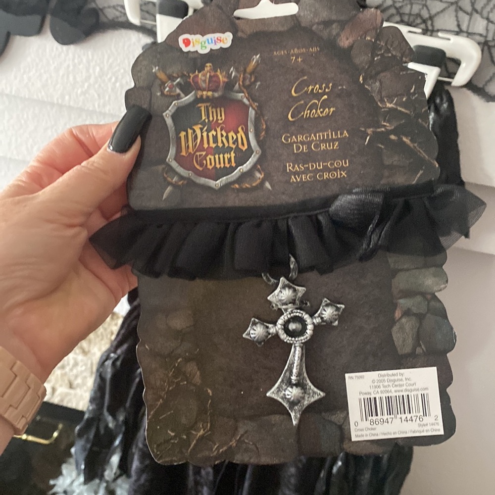 Gothic Angel Halloween costume - Picture 14 of 16